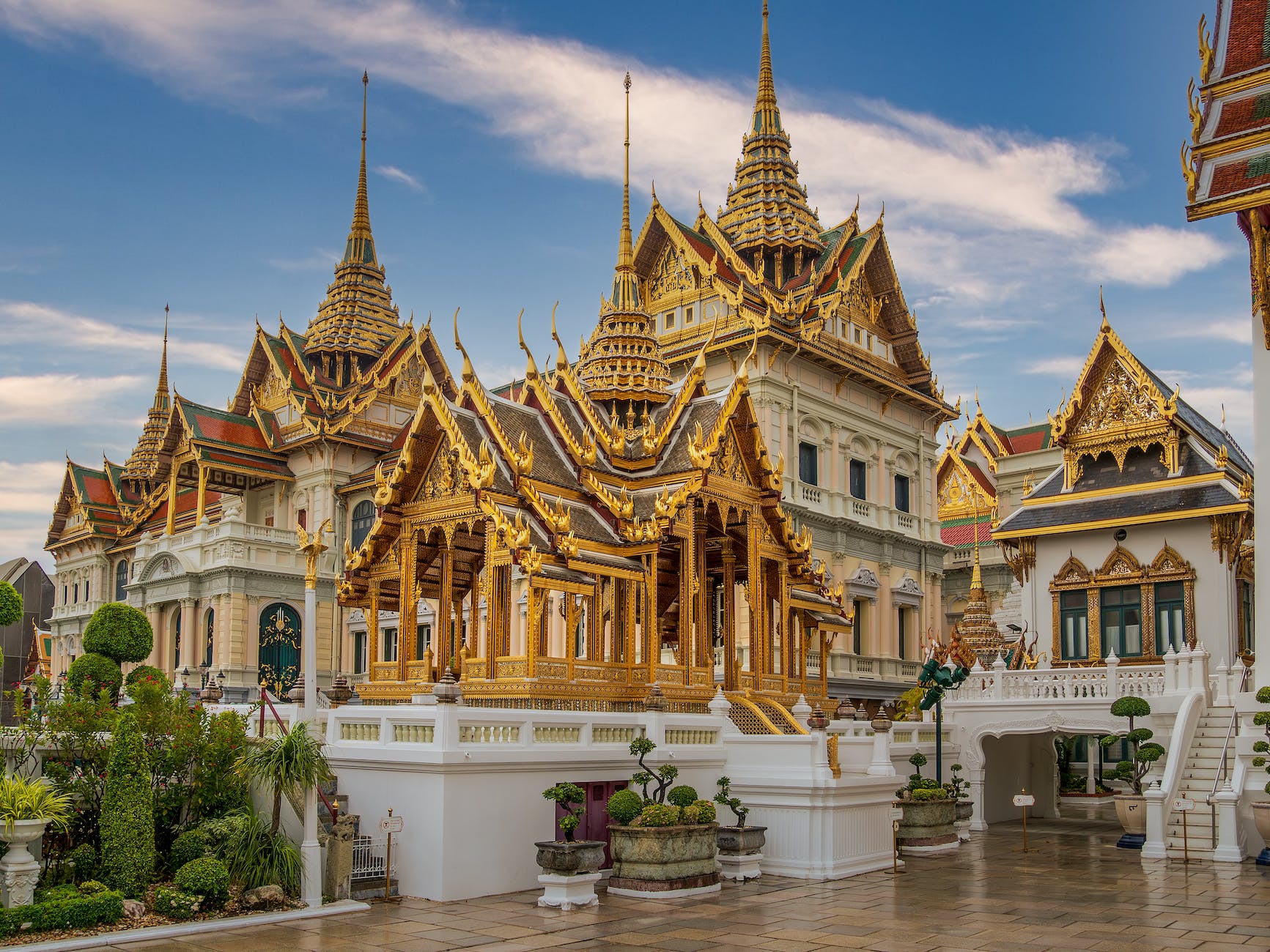 buddha temple in bangkok